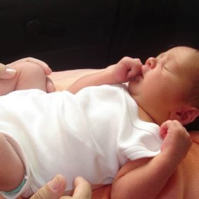 Yeni Doğan Bebeklerde Sarılık Nedir