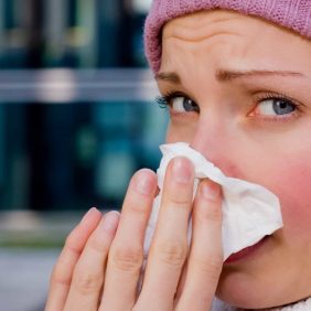Grip Olan Anne Bebeğini Emzirmeli Mi?
