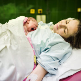 Sezaryen Doğum Sonrası İç Dikiş Açılması Nasıl Anlaşılır?