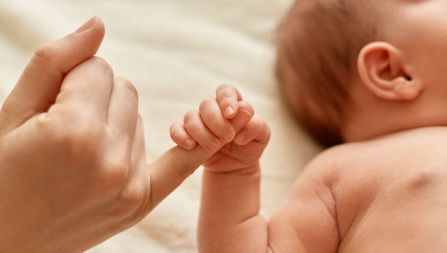 Yeni Doğan Bebekler Anne Babayı Ne Zaman Tanır?